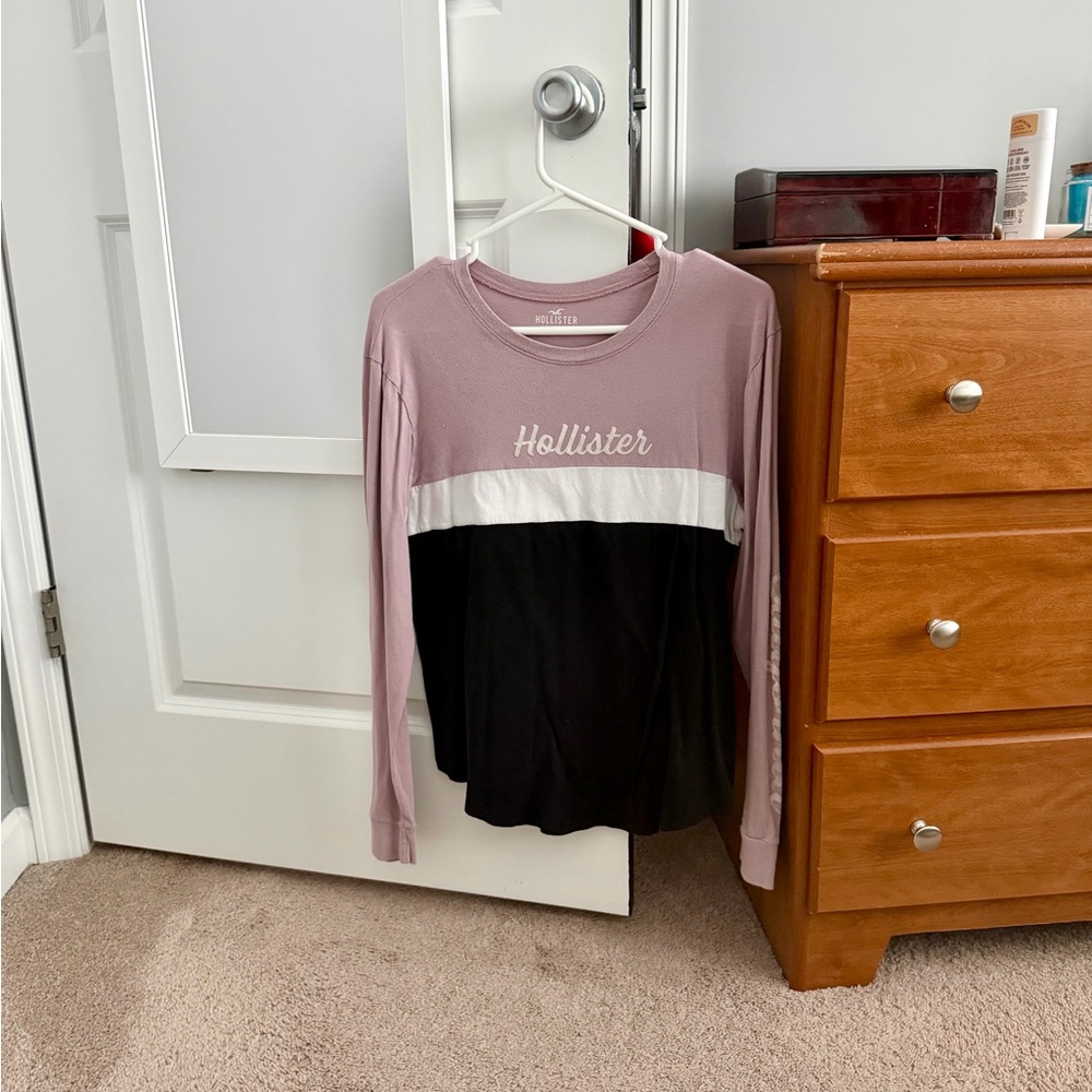 Small Hollister top